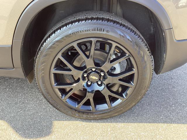 Photo of 2022 Stone Gray Metallic Chevrolet Trax