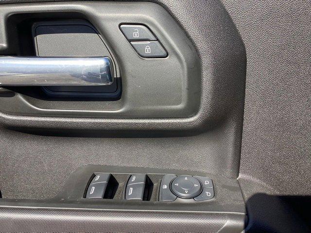 Photo of 2025 Summit White Chevrolet Silverado 2500