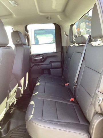 Photo of 2025 Summit White Chevrolet Silverado 2500