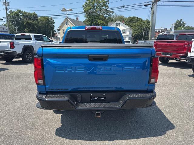 Photo of 2023 Glacier Blue Metallic Chevrolet Colorado