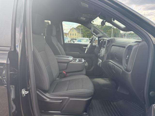 Photo of 2022 Black Chevrolet Silverado 1500