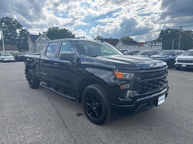 Photo of 2022 Black Chevrolet Silverado 1500
