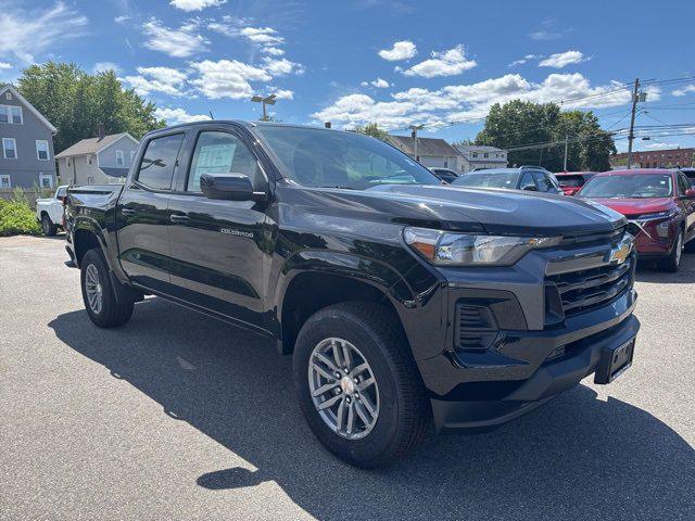 Photo of 2025 Black Chevrolet Colorado