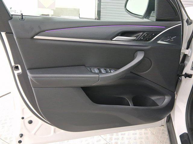 Photo of 2024 White BMW X3