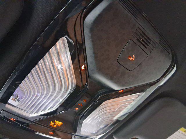 Photo of 2023 Mineral White Metallic BMW X3