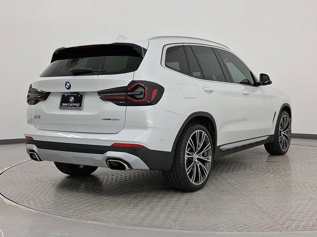 Photo of 2023 Mineral White Metallic BMW X3