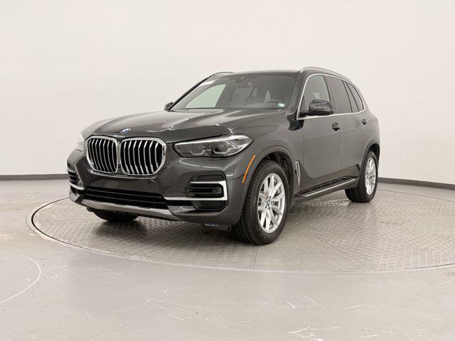 Photo of 2022 Dark Graphite Metallic BMW X5
