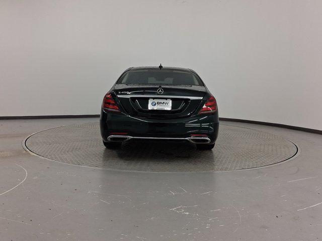 Photo of 2018 Emerald Green Metallic Mercedes-Benz S-Class
