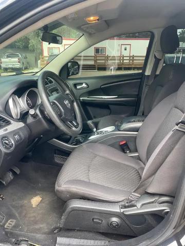 Photo of 2013 Brilliant Black Crystal Pearlcoat Dodge Journey