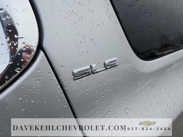 Photo of 2017 Quicksilver Metallic GMC Acadia