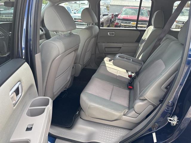 Photo of 2013 Obsidian Blue Pearl Honda Pilot