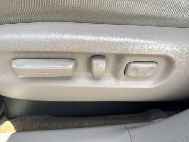 Photo of 2013 Obsidian Blue Pearl Honda Pilot