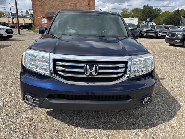Photo of 2013 Obsidian Blue Pearl Honda Pilot