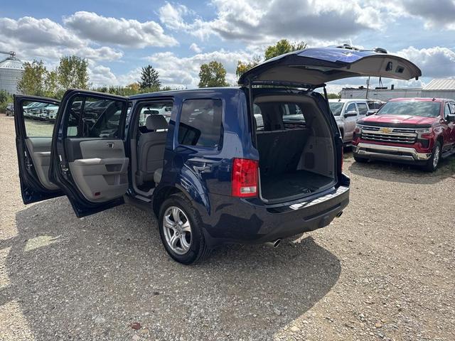Photo of 2013 Obsidian Blue Pearl Honda Pilot