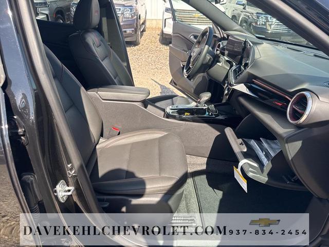Photo of 2025 Mosaic Black Metallic Chevrolet Trax
