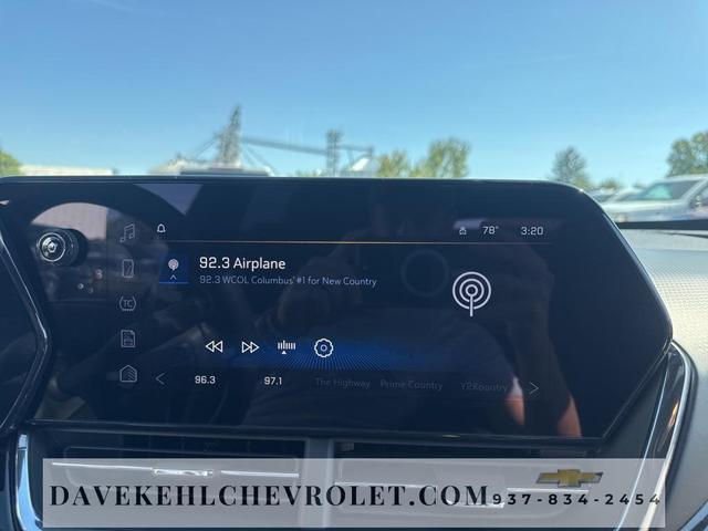 Photo of 2025 Mosaic Black Metallic Chevrolet Trax