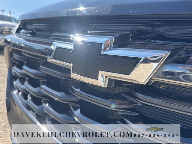 Photo of 2025 Mosaic Black Metallic Chevrolet Trax