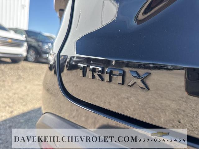 Photo of 2025 Mosaic Black Metallic Chevrolet Trax