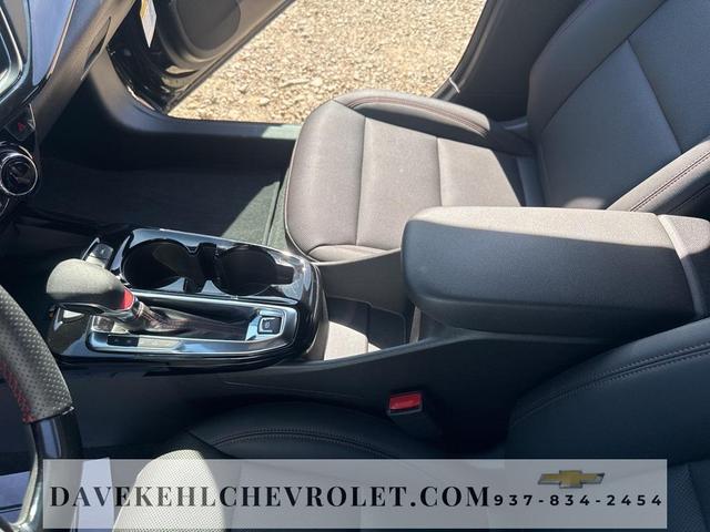 Photo of 2025 Mosaic Black Metallic Chevrolet Trax