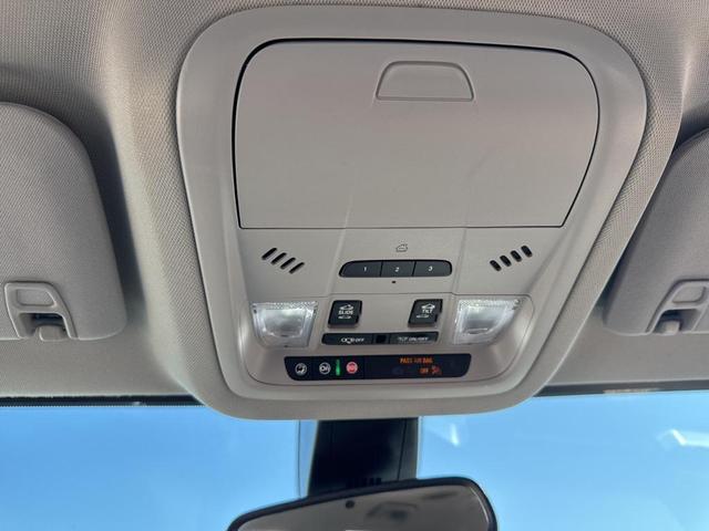Photo of 2022 Ebony Twilight Metallic GMC Acadia
