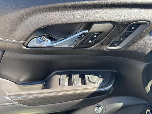 Photo of 2022 Ebony Twilight Metallic GMC Acadia