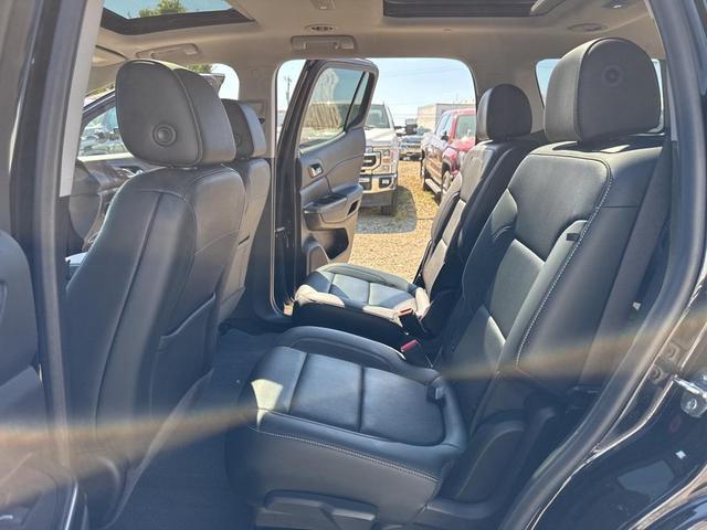 Photo of 2022 Ebony Twilight Metallic GMC Acadia