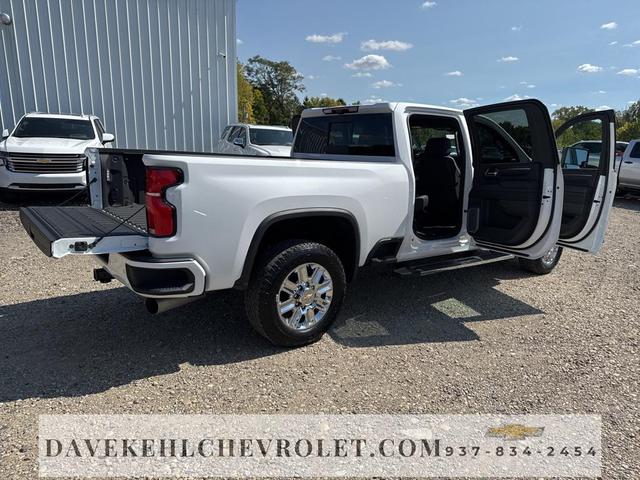 Photo of 2024 Summit White Chevrolet Silverado 2500
