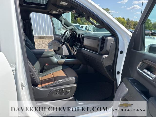 Photo of 2024 Summit White Chevrolet Silverado 2500