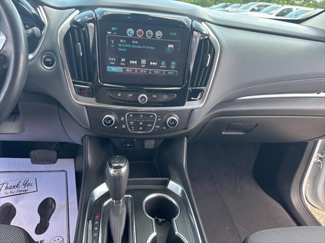 Photo of 2018 Summit White Chevrolet Traverse