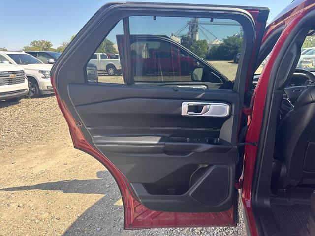 Photo of 2020 Rapid Red Metallic Tinted Clearcoat Ford Explorer