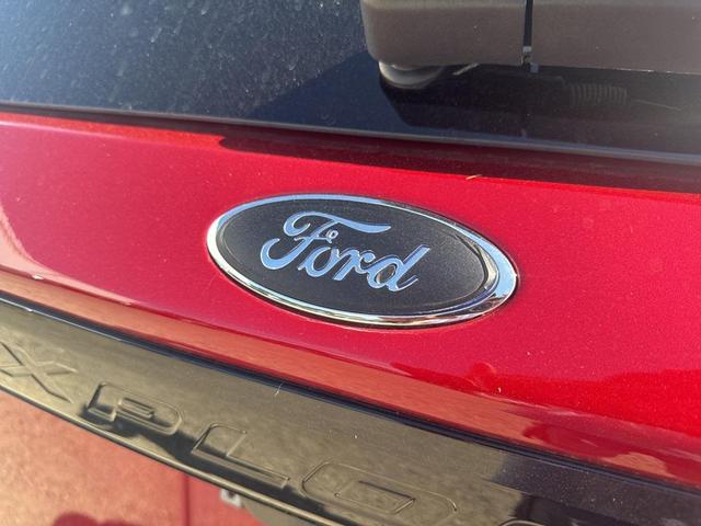 Photo of 2020 Rapid Red Metallic Tinted Clearcoat Ford Explorer