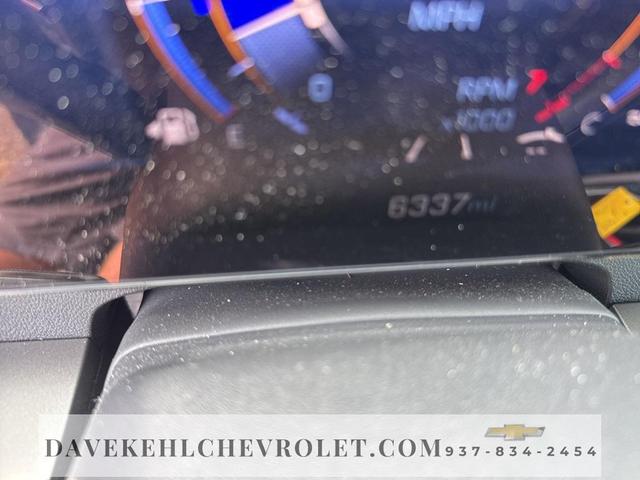 Photo of 2025 Sterling Gray Metallic Chevrolet Traverse