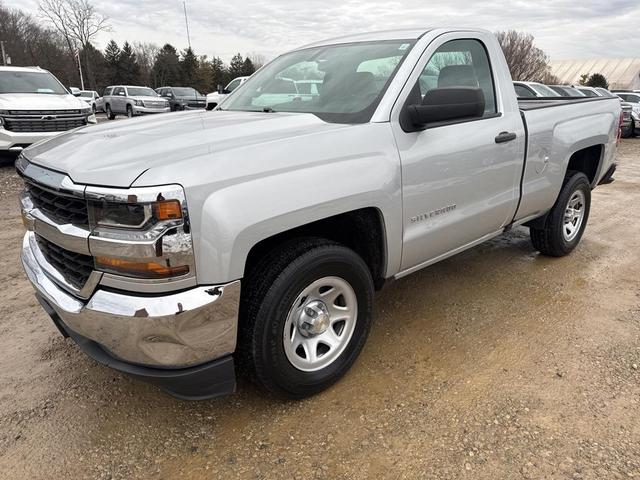 Photo of 2018 Silver Ice Metallic Chevrolet Silverado 1500
