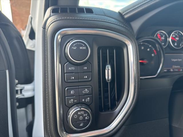 Photo of 2022 Summit White Chevrolet Silverado 3500