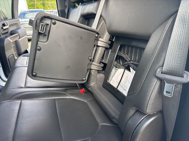 Photo of 2022 Summit White Chevrolet Silverado 3500