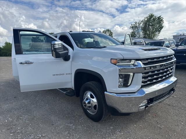 Photo of 2022 Summit White Chevrolet Silverado 3500