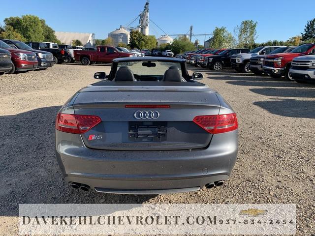 Photo of 2012 Monsoon Gray Metallic Audi S5