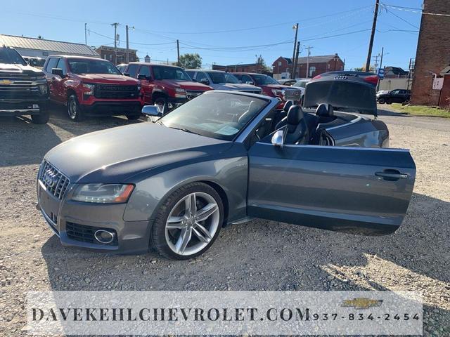 Photo of 2012 Monsoon Gray Metallic Audi S5