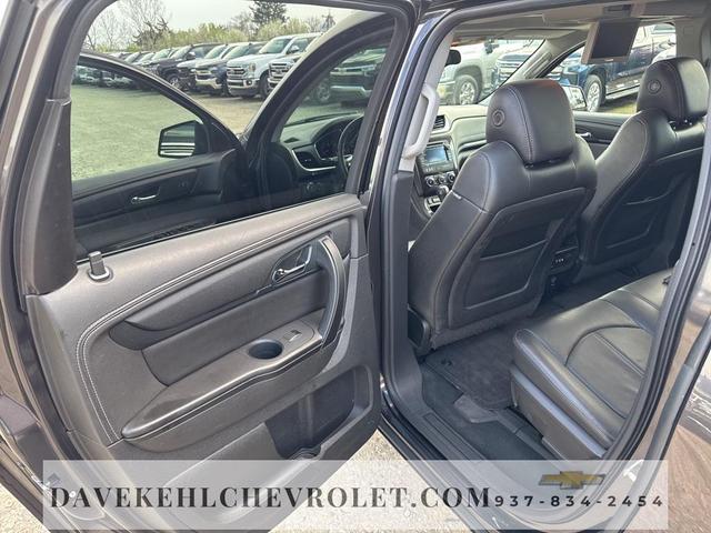Photo of 2016 Tungsten Metallic Chevrolet Traverse