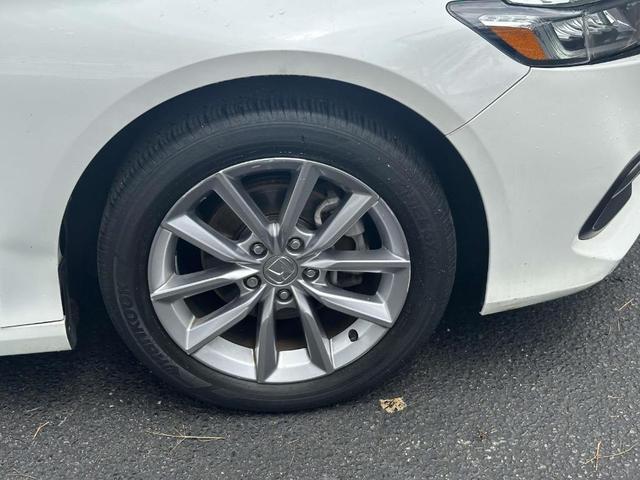 Photo of 2022 White Honda Accord