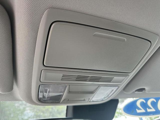Photo of 2022 White Honda Accord