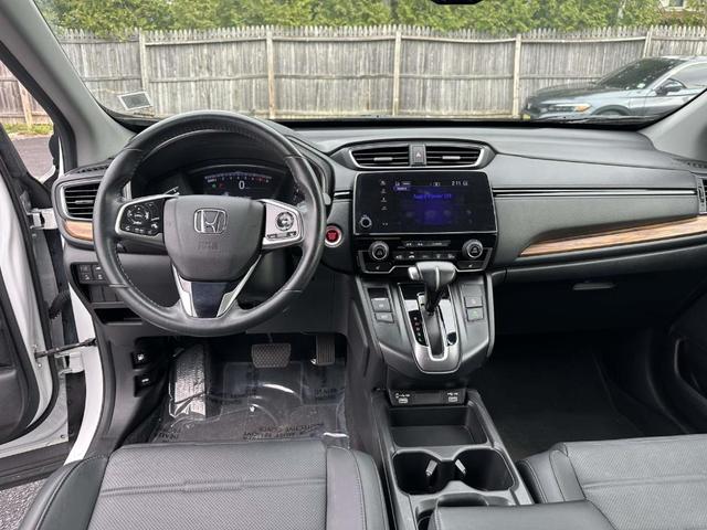 Photo of 2021 White Honda CR-V