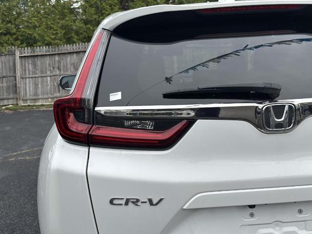Photo of 2021 White Honda CR-V