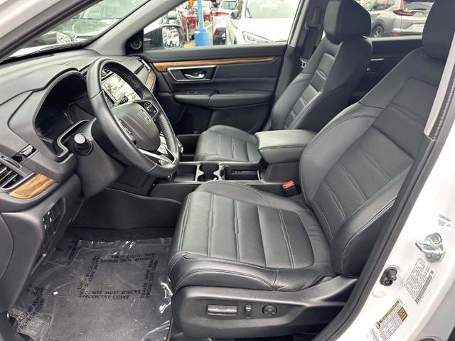 Photo of 2021 White Honda CR-V