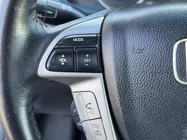 Photo of 2010 Mystic Green Metallic Honda Accord