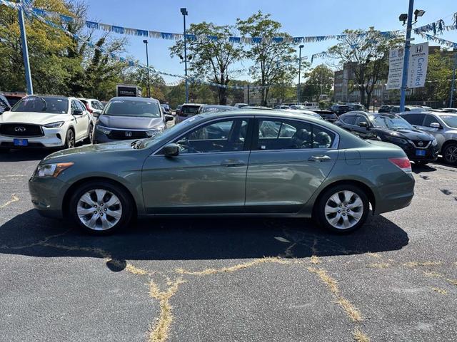 Photo of 2010 Mystic Green Metallic Honda Accord