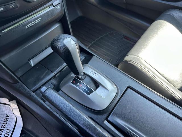 Photo of 2010 Mystic Green Metallic Honda Accord