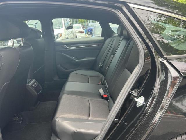 Photo of 2022 Crystal Black Pearl Honda Accord