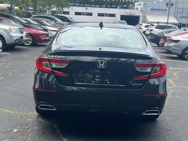Photo of 2022 Crystal Black Pearl Honda Accord