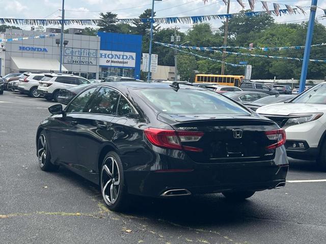 Photo of 2022 Crystal Black Pearl Honda Accord